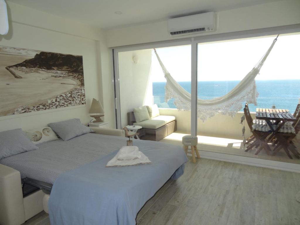 Akisol Sesimbra Beach III room 6